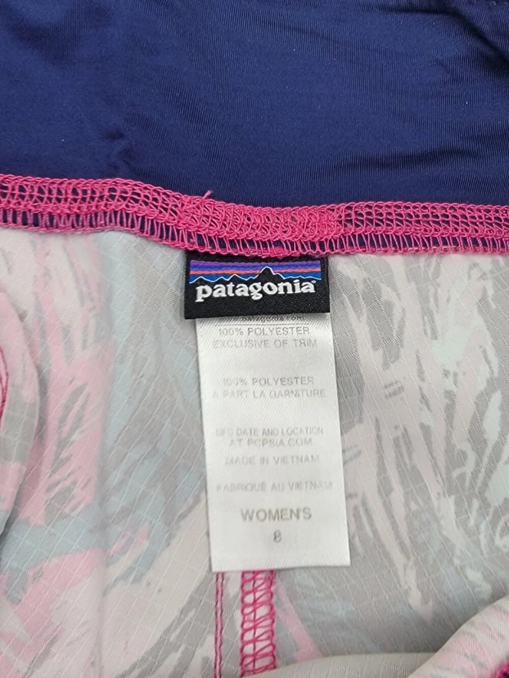 Patagonia Womens Strider Athletic Shorts Pink and Black Swirl Size 8